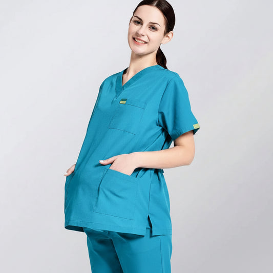 Arbetskläder för Gravid Sjuksköterska | Justerbara Scrubs Set med Fickor | Bekväm Design för Optimal Rörlighet 7