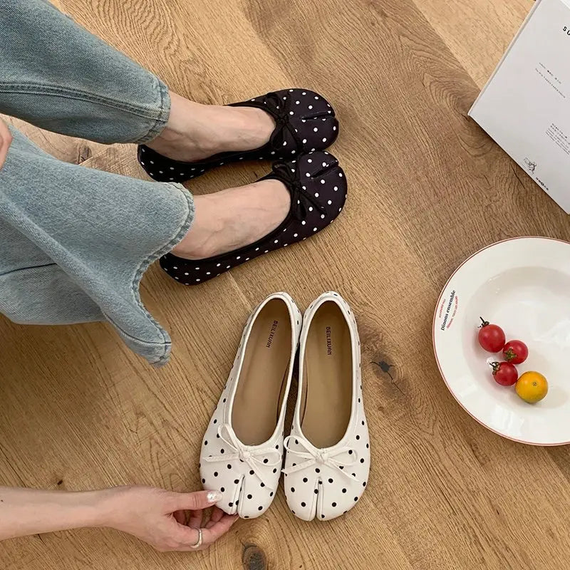 Elegant Dam Loafers | Mjuka Slip-On Ballerinaskor med Tabi Design | Stiliga Skor för Avslappnad Användning 4