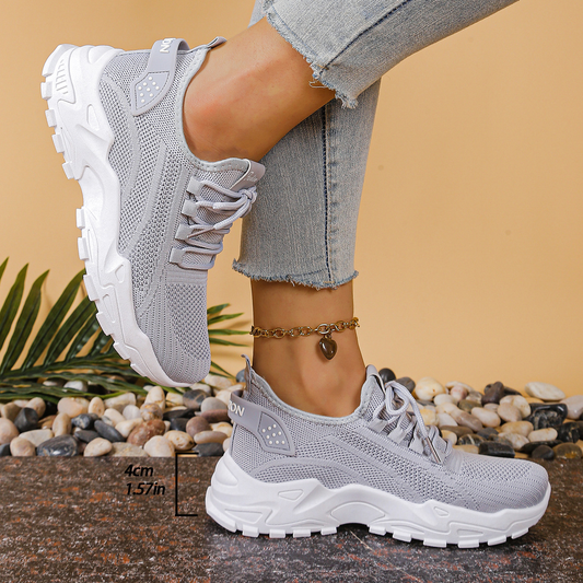 Maica | Ortopediska Sneakers med Bred Tåbox och Stötdämpning | Komfort och Hälsofördelar 0