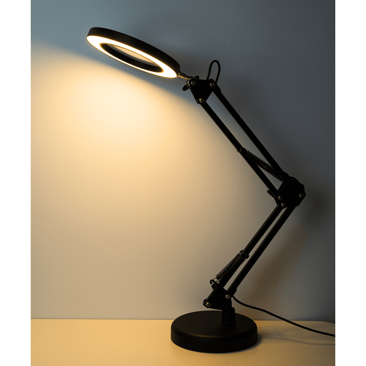 Mångsidig Bordslampa | LED med 5x Förstoring & Justerbar Belysning Ð Ergonomisk Design för Optimal Arbetskomfort 5