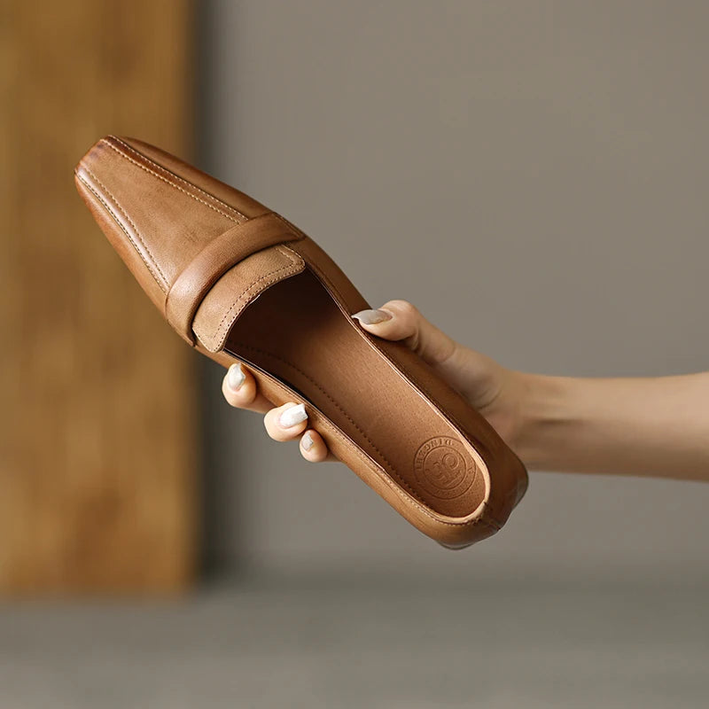 Retro Pumps | Spetsad Tå i Äkta Läder med Medelhäl | Eleganta Arbetsskor för Kontor 3