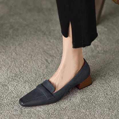 Retro Pumps | Spetsad Tå i Äkta Läder med Medelhäl | Eleganta Arbetsskor för Kontor 5