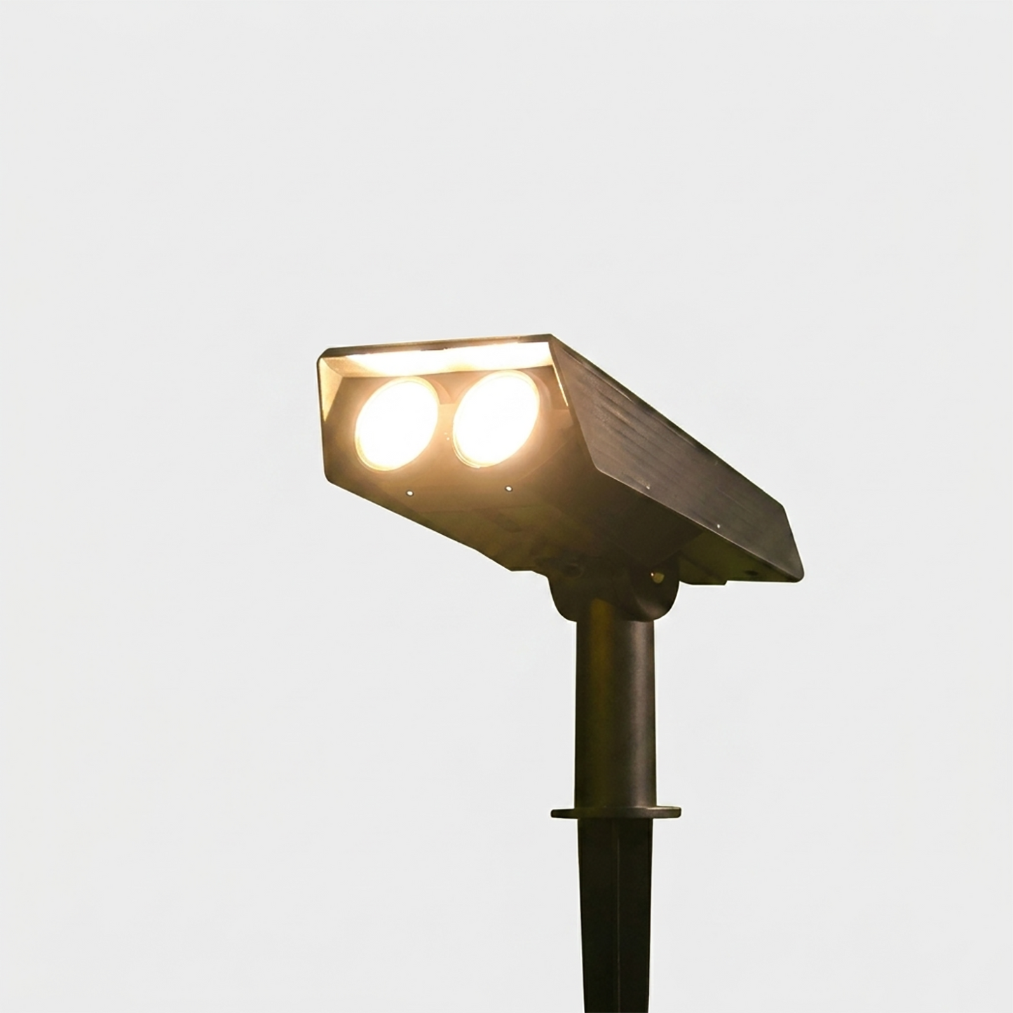 Solcellsdriven Utomhusspotlight | Justerbar Belysning för Trädgård med Automatisk På/Av-funktion för Effektiv Utomhusbelysning 1